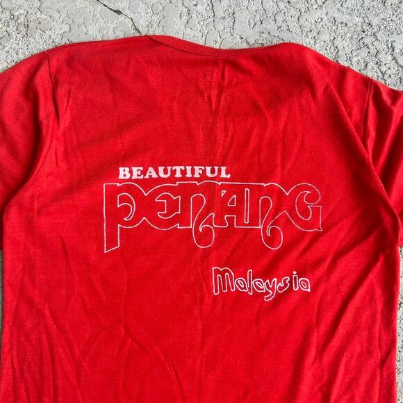 True Vintage 80s Penang Maylasia Paper Thin Tee. Sz S - Picture 4 of 5